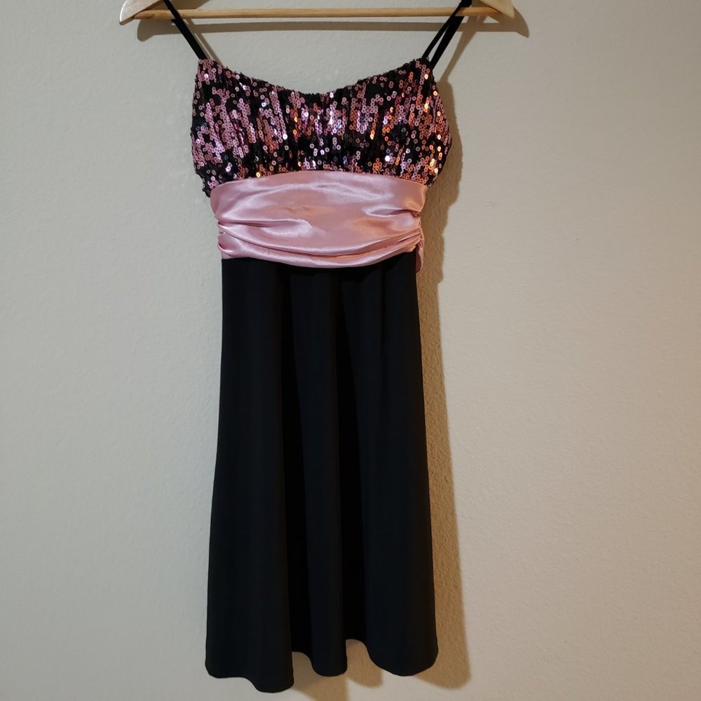 B. Darlin Sweetheart Dress Spaghetti Size 1/2
